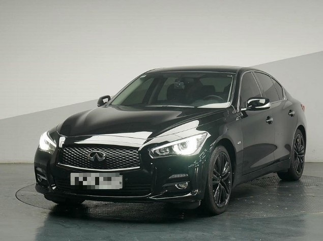  인피니티 Q50 중고가격 쌩쌩하게달려달려!