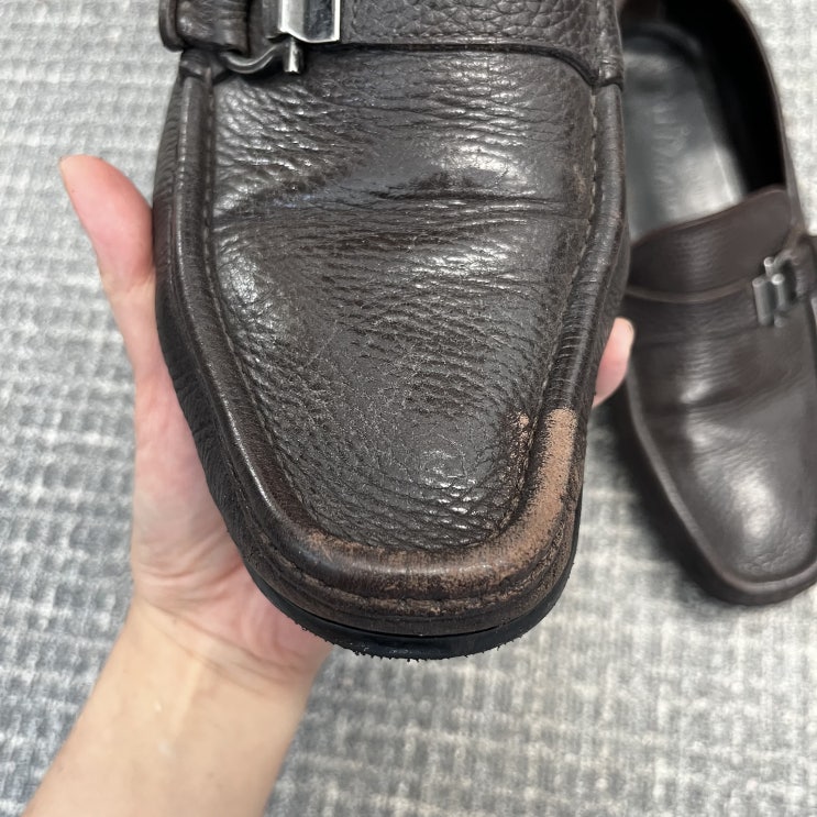  광주 남자 명품 구두 염색 복원 / 페라가모 남성 구두 염색 복원 (전남 여수 순천 광양 목포 전주 대구 대전 부산)