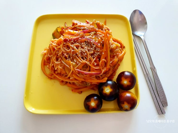  오이비빔국수 새콤달콤 여름 입맛 구하기