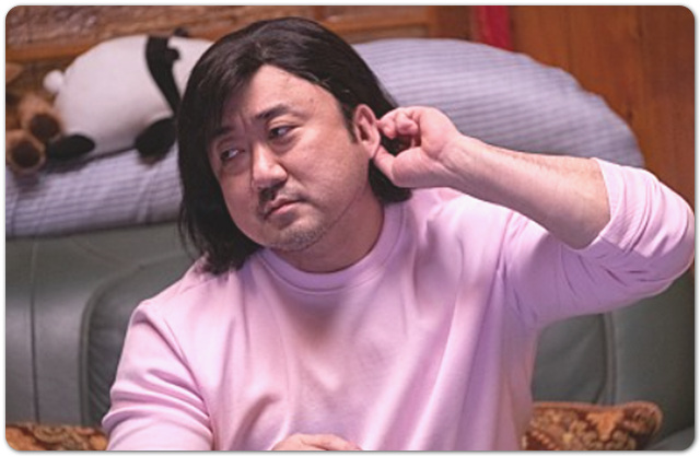  영화 시동 출연진 조합만 봐도 무조건 웃음이 나온다.