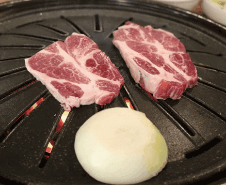  회식하기 좋은 용산맛집 이베리코 흑돼지고기
