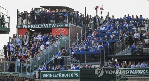 "장애인석 후미진 곳에"…美 프로야구 시카고 컵스, 검찰에 피소 "장애인석 후미진 곳에"…美 프로야구 시카고 컵스, 검찰에 피소