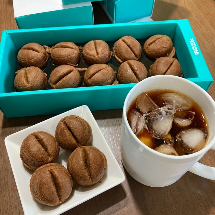  강릉빵집 기념품과 선물용으로 좋은 강릉당 커피콩빵