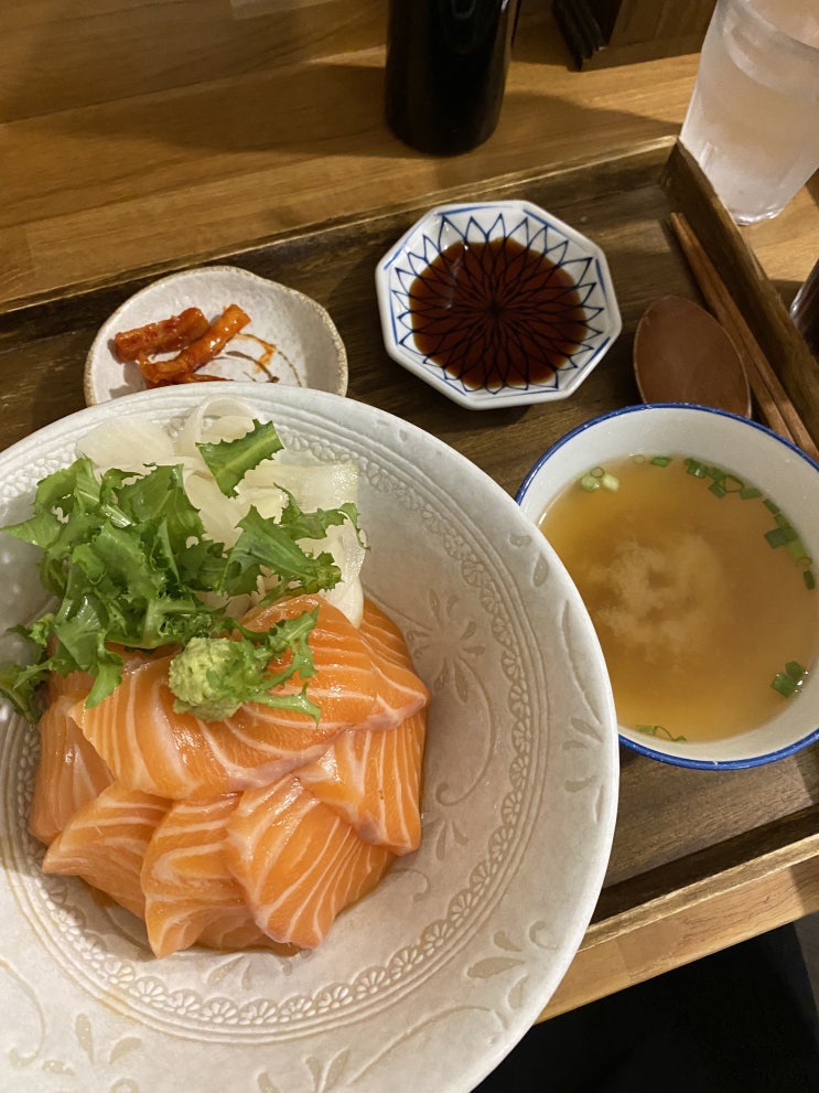  [경복궁역] 서촌 데이트코스로 딱! 정갈한 덮밥요리 경복궁역 맛집 | 진심