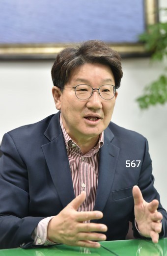 권성동 프로필 사적채용 고향 학력 나이 강릉시 지역구 : 네이버 블로그