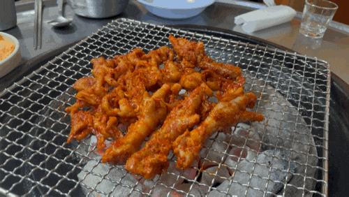  춘천 후평동 닭발 맛집 땡구땡구 본점 숯불에 양념삼겸살까지