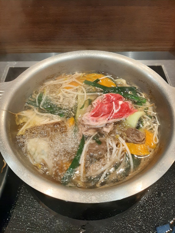  1인 샤브샤브는 영등포 롯데백화점 샤브진