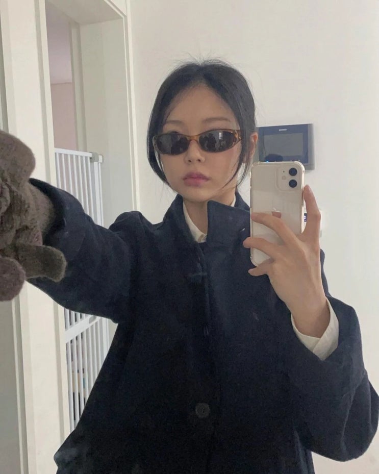 가수 미노이가 배우 이정재, 정우성 만났다...영화 '헌트' 홍보 차 웹예능 출연 가수 미노이가 배우 이정재, 정우성 만났다...영화 '헌트' 홍보 차 웹예능 출연
