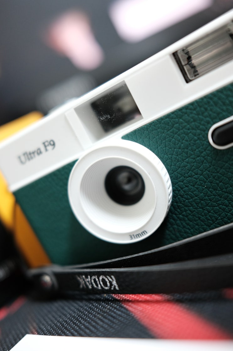 코닥 필름카메라 울트라 F9(Kodak Film Camera Ultra F9)