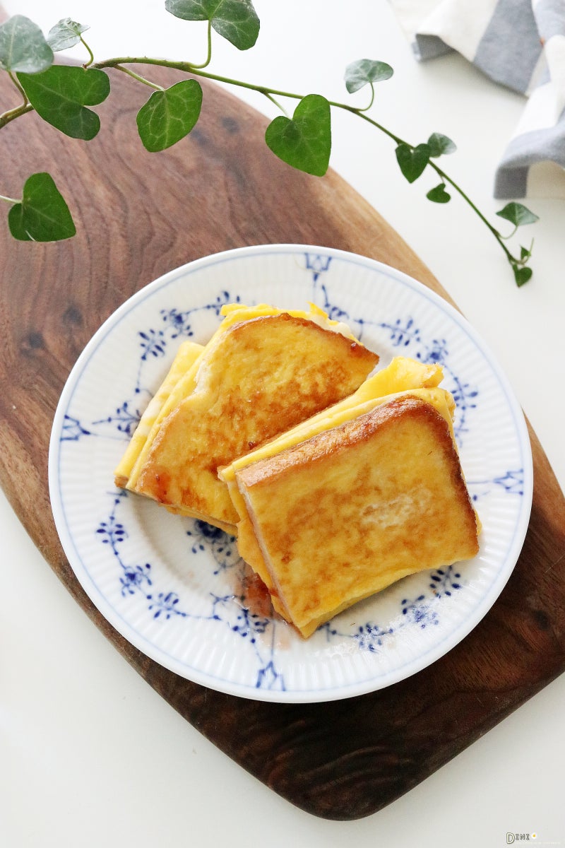 원 팬 에그 토스트 레시피 햄 치즈 토스트 소스 레시피