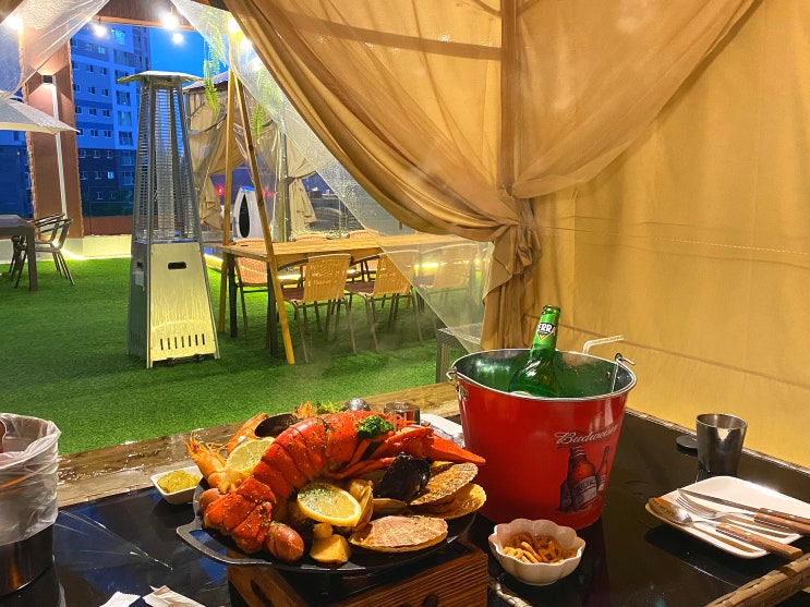  강릉 홍제동 맛집 :마카모아: 캠핑 루프탑 분위기 대박
