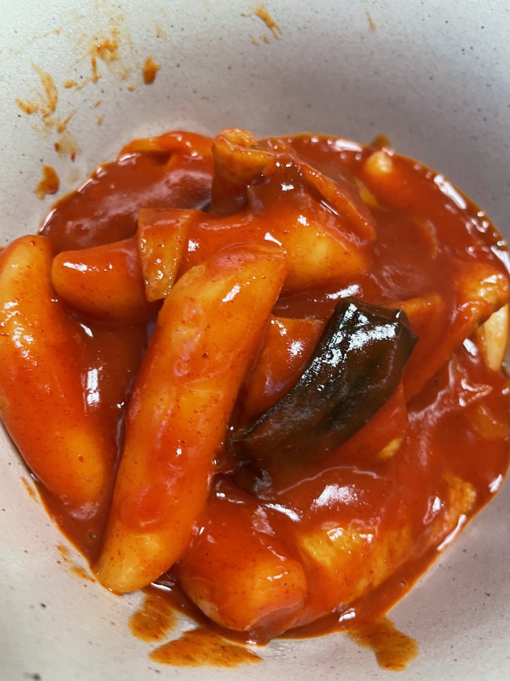  군산 호떡 맛집, 옛날 분식집 분위기의 포장마차 떡볶이와 튀김이 있는 누나네호떡