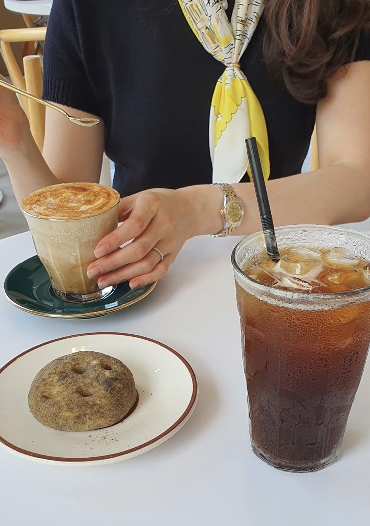  강릉 감성 이색카페 추천 마더커피 초당점 옹심이커피 감자빵 데이트