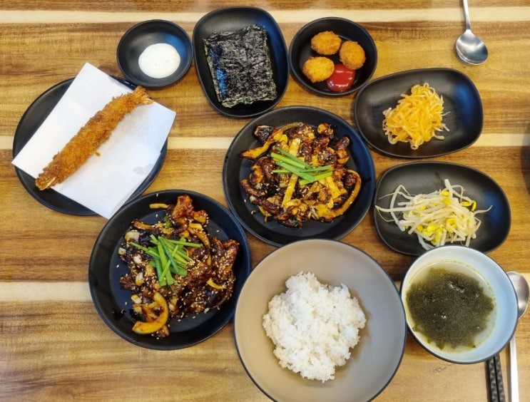  국자식당 - 울산 남구 삼산동 낙지 쭈꾸미 맛집 (ㄹㅇ갓성비 직화불맛)