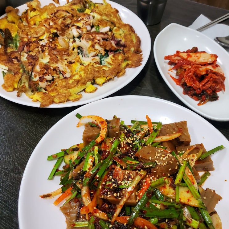  경복궁 체부동잔치집 찐가성비 모듬전,도토리묵,비빔국수,한정식 제일맛있는집 킹추천
