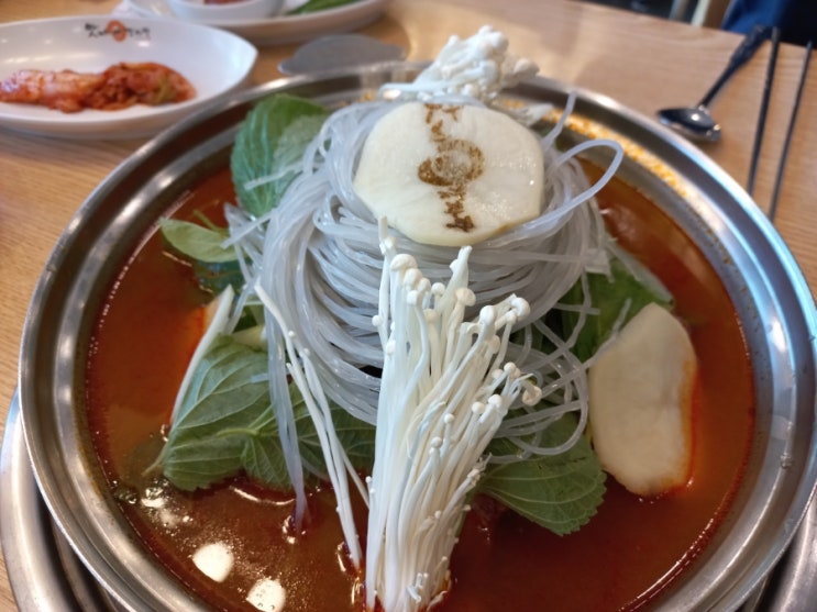  목뼈로 맛을 낸 맛나 감자탕 장유점/ 메뉴 가격정보