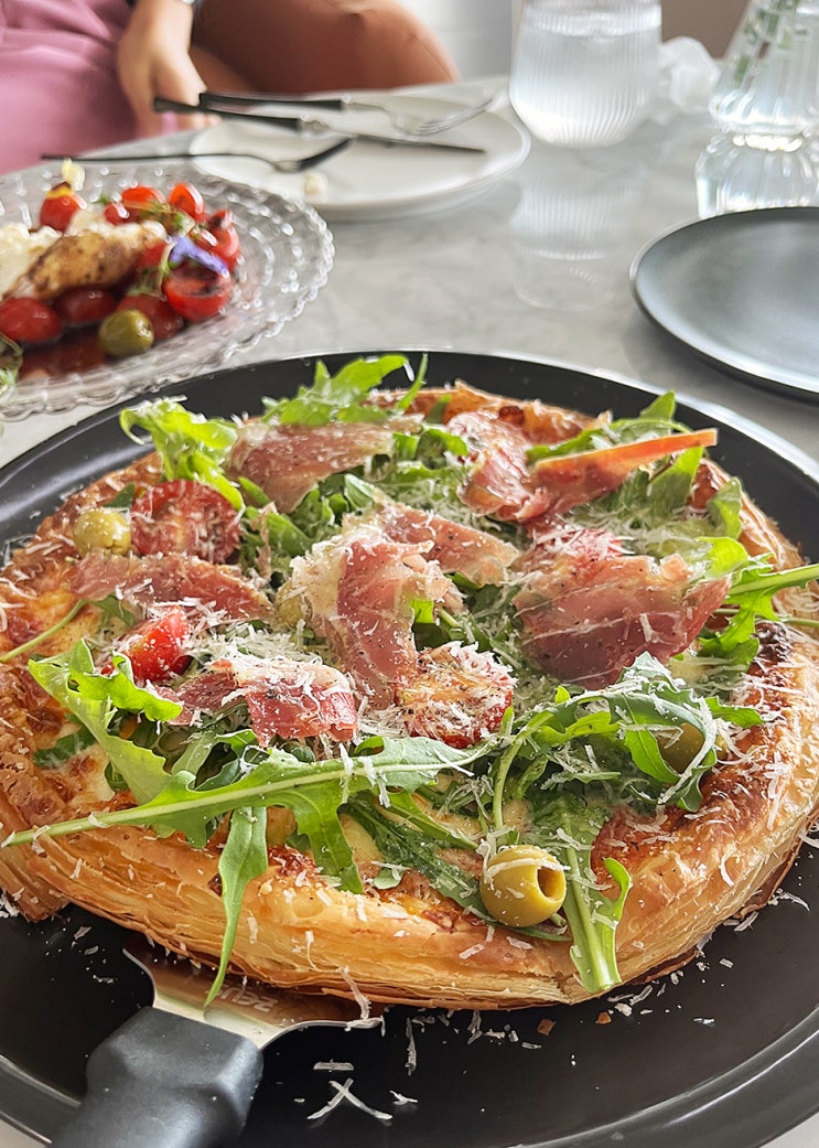  한강뷰 루프탑 레스토랑 음식도 맛있네요