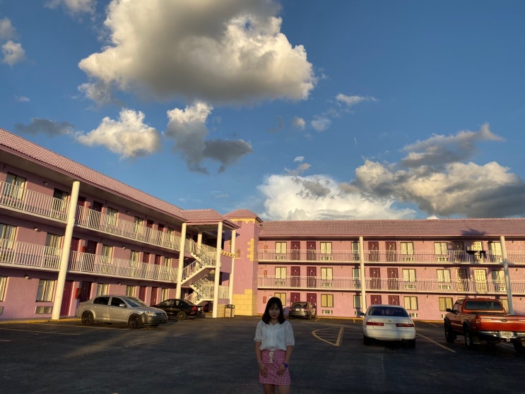 2019 뚜벅이의 10월 플로리다 여행 Ι 디즈니 스프링스 마켓 · 플로리다프로젝트 ·  주인공따라 인증샷