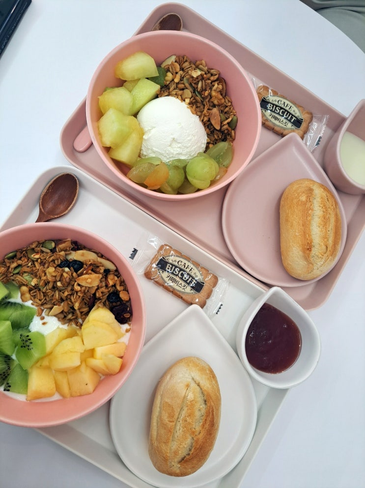 모란역카페 오늘엔요거트 : 모란수제요거트 맛집 모란역카페 오늘엔요거트 : 모란수제요거트 맛집