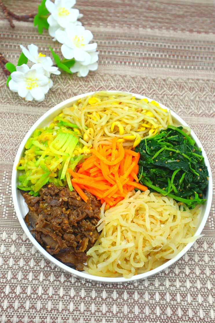  비빔밥재료 나물로 무치고, 볶고, 데쳐, 맛있는 비빔밥 나물 만드는 법