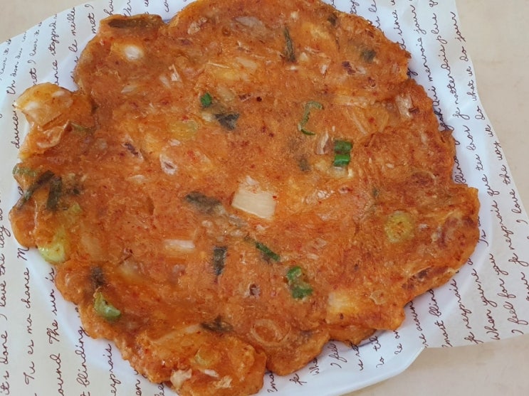  비 오는  날에는 김치전으로 참치김치부침개 만들기!