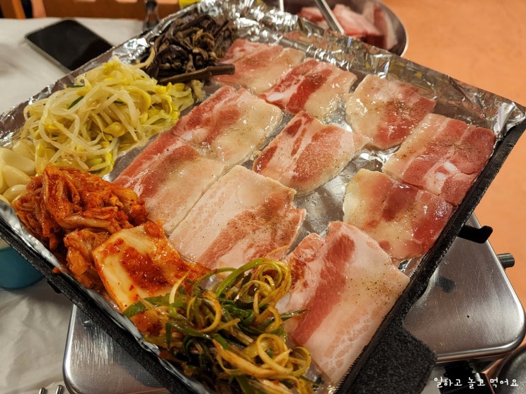  내 마음도 부들부들 :: 울산 달동, 삼산동 냉동삼겹살 맛집 진순식당
