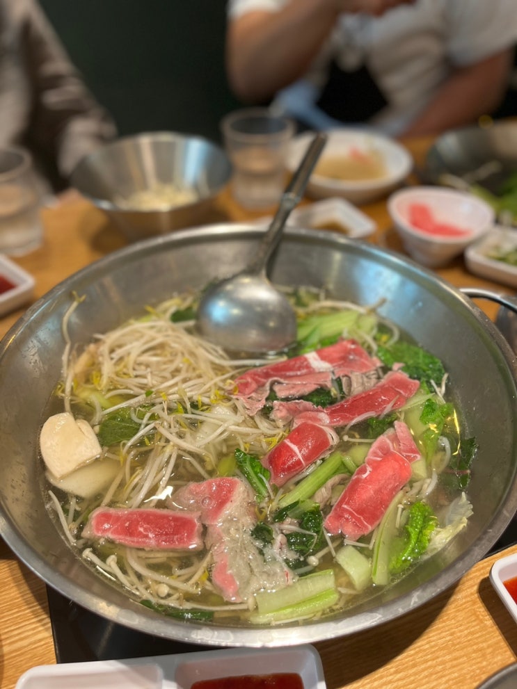  #112. [구반포역 맛집] 샤븟집  채수를 활용한 깔끔한 국물과 퀄리티좋은 고기!(샤브샤브 / 호주산목심 / 샤븟집)