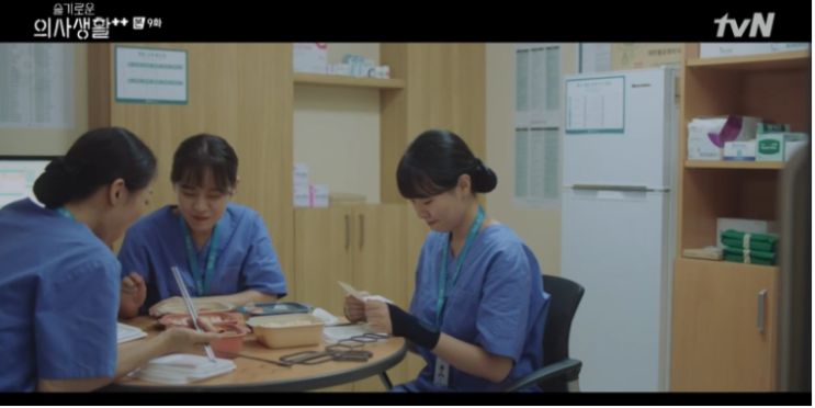  슬기로운 의사생활2) 이 드라마가 끌리는 이유(feat.신생아실 간호사, 보이지 않는 곳에서....)