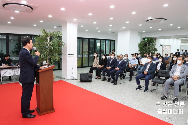 충주 중앙어울림시장 주차장 확장 준공