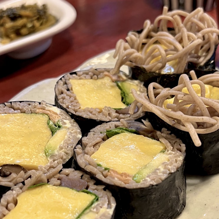  논현 맛집  136길 육미  계란김밥 + 명란크림우동 + 치킨 난반! 맥주 땡기는 이자카야. 내돈내산~!