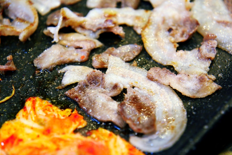  김해 진영 맛집 쫀득한 고기가 예술인 뒷통대패
