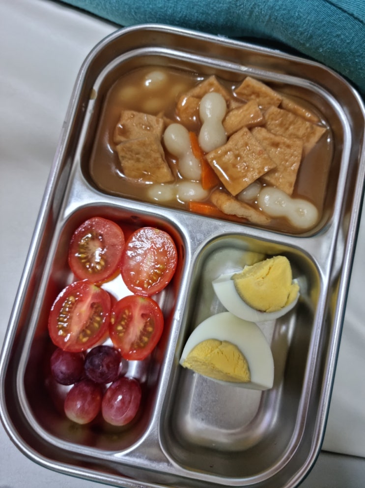  아이들 점심은 엄마표 간장떡볶이
