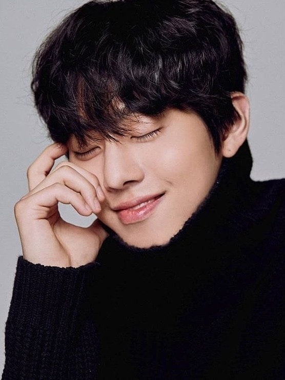 Men's Shadow Perm: Ahn Hyo-seop's Hair Looks Great!
