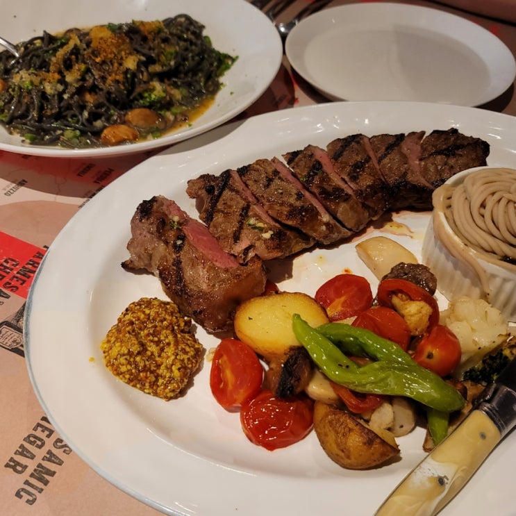  코엑스 스테이크 - 더플레이스 맛과 분위기가 나이스! (신메뉴 추천)