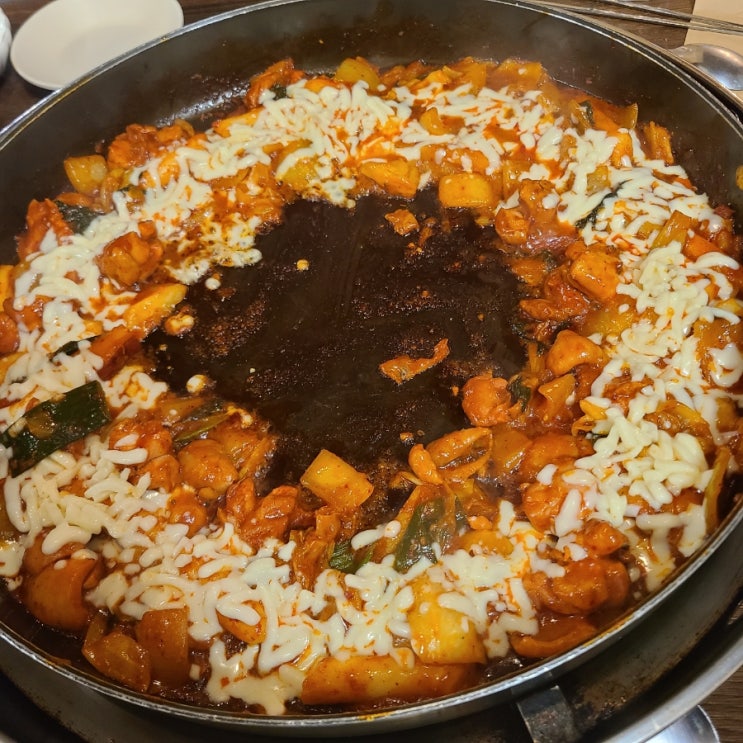  [사당동 맛집] 와인과 함께할 수 있는 사당 닭갈비맛집 - 계탄언니