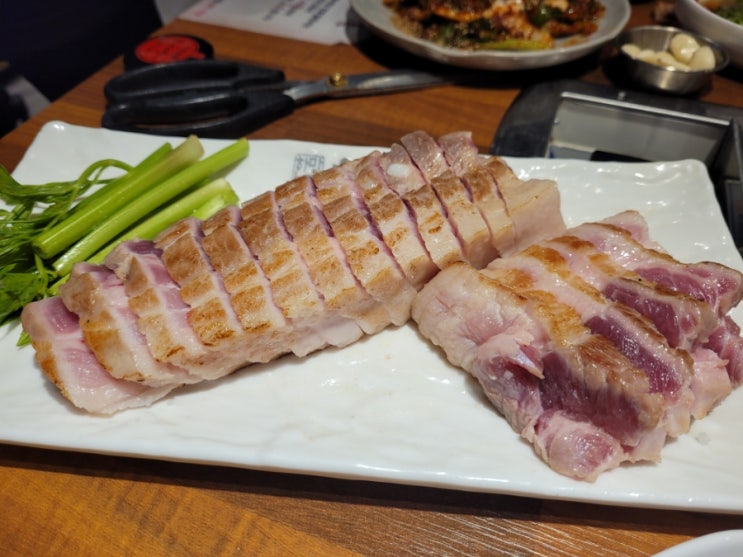  천호 고기집 두꺼운 숙성 삼겹살 한마음정육식당 천호점