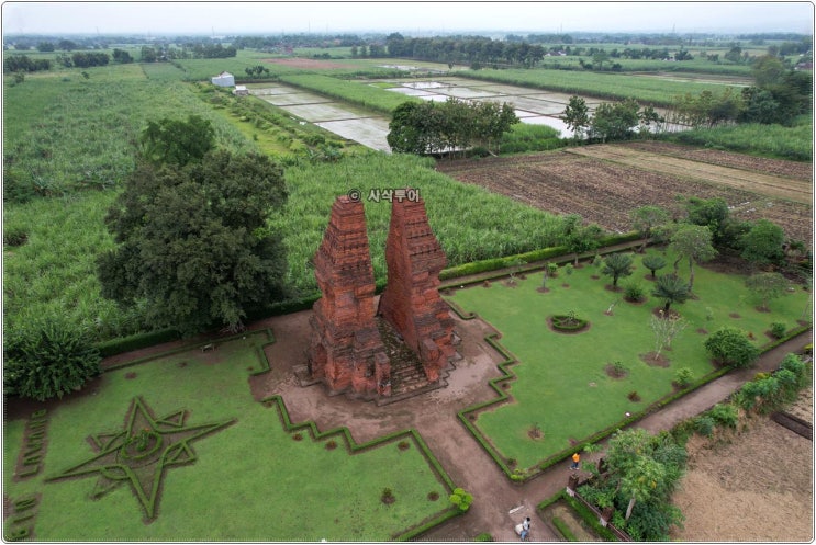  동부자바여행지 - Candi Wringin Lawang