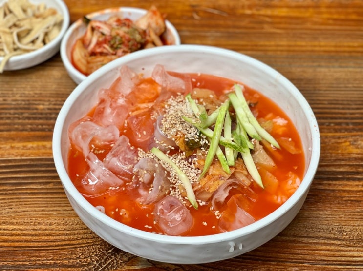 [중구/서울 시청역 맛집] 이북만두 :: 김치말이 밥, 이북식 만두가 맛있는 맛집