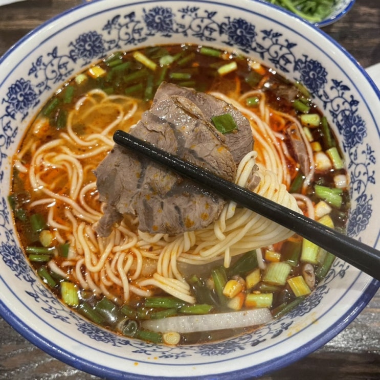  종로 맛집 샤오바오 우육면 종각 본점
