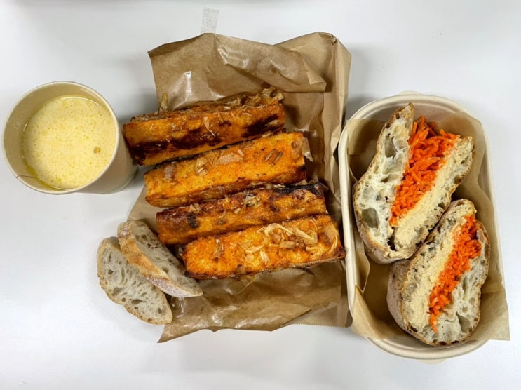  이대: 다 맛있는 베이커리 브런치 카페 - 원즈오운 