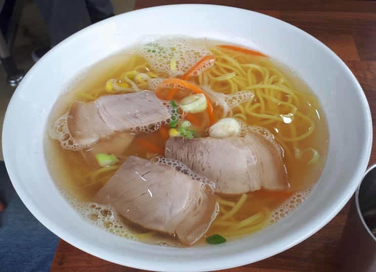 오늘의 점심 - 제주 고기 국수, 멸치 고기 국수, 돼지머리 국밥, 비고 국수, 콩국수