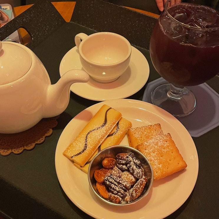  사직동 서동카페 분위기도 맛도 완벽하네요 내돈내먹