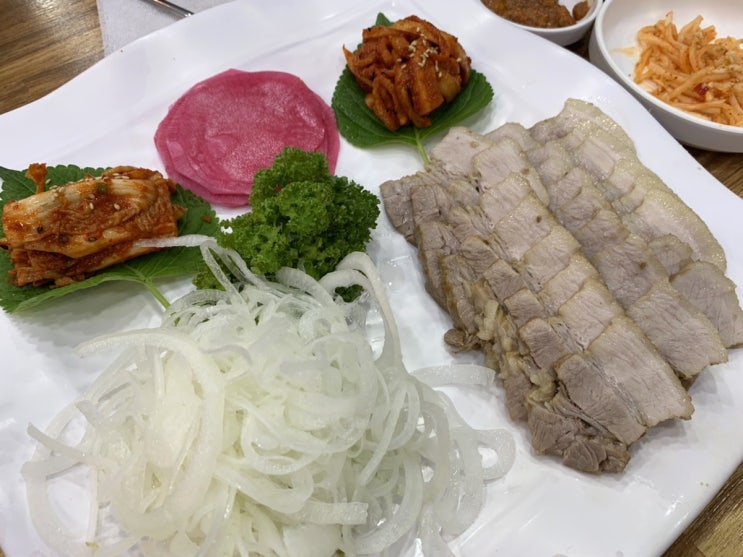  [창원/팔용동] 청국장에 보쌈까지 먹을수 있는 '아리랑 청국장 보쌈'