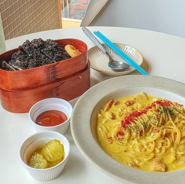  대구 앞산 신상 맛집ㅣ먹물돈가스+고추밥 궁합 찰떡 파스텔동