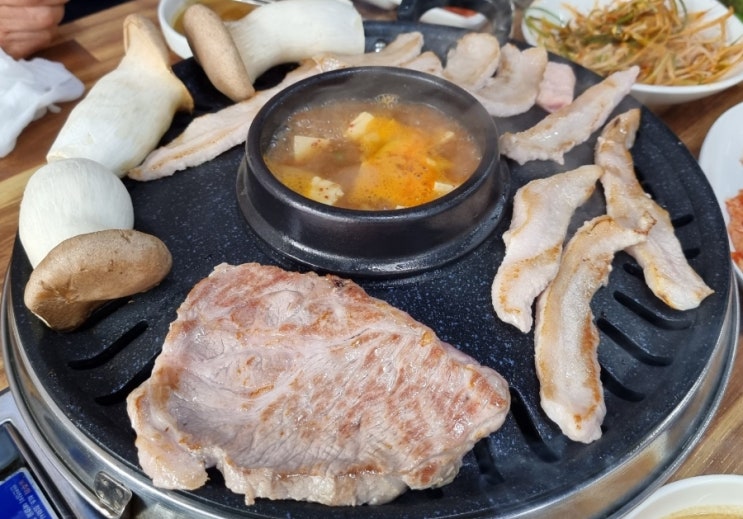  신대방동 보라매역 부근 가성비 좋은 고기집 : 친구네 정육식당
