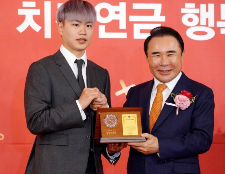 국가대표 <b>김민석 음주운전</b> 연금 박탈? ft. 치킨 연금, 음주운전... 