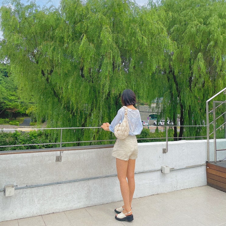 행궁동 루프탑 카페 :: 라떼와 뷰 둘 다 맛있는 정지영커피로스터즈 화홍문점