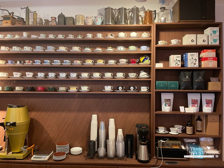  홍대 카페 밀로 커피 로스터스 (Milo Coffe Roasters)