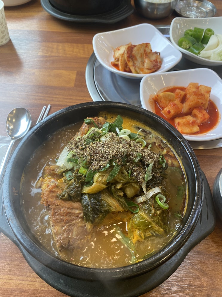  포천 신읍동 현지인 맛집 뼈다귀천국 포천