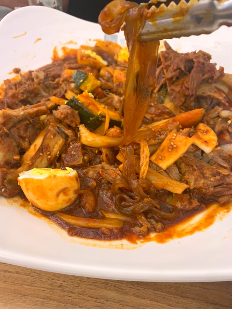  창원_매운뼈찜 전문 상남동맛집 별미감자탕
